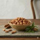 almendra con piel